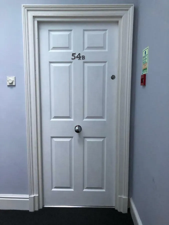 Most Central Luxury Apartment - Sleeps 4 & Free Parking! Chester United Kingdom